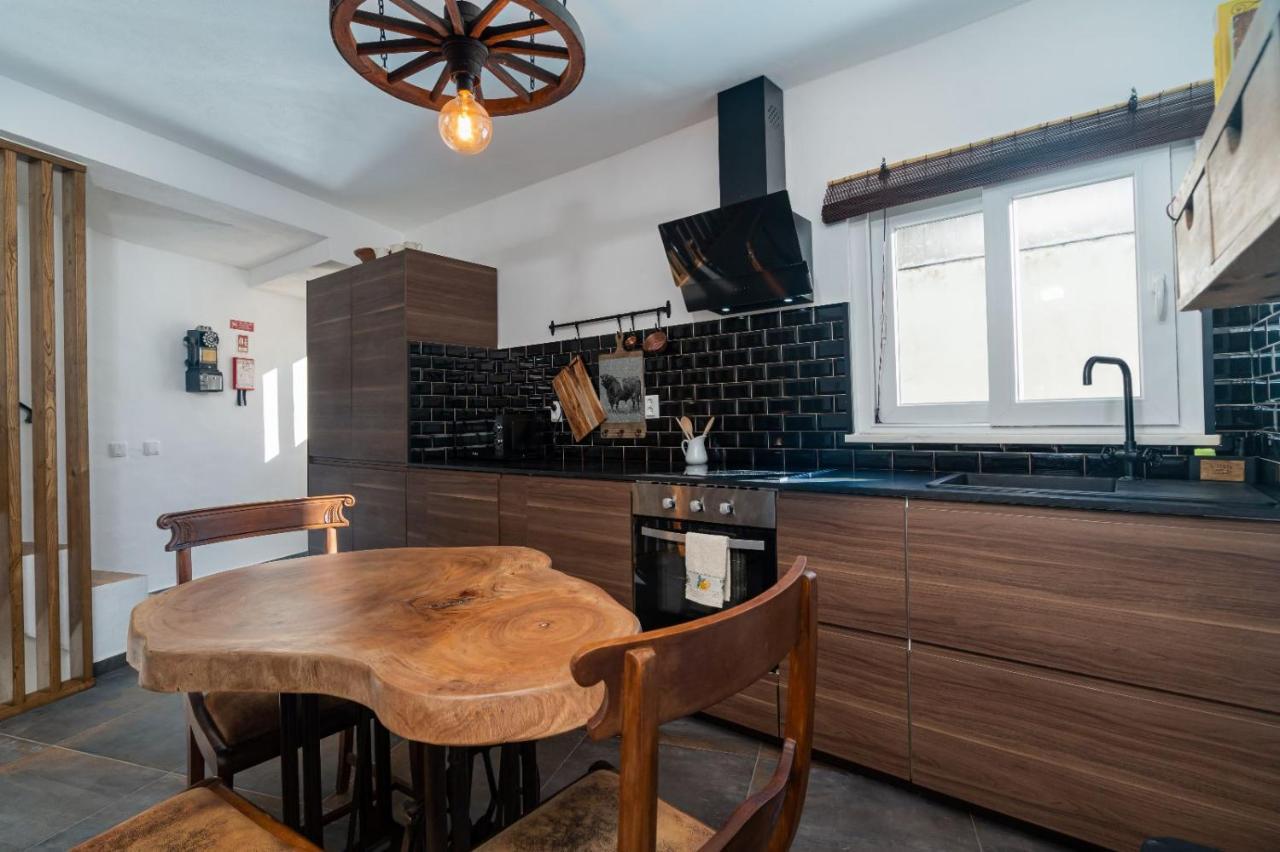 Casa Estabulo- Cozy Rustic Farmhouse Loft Touro Estombar Bagian luar foto